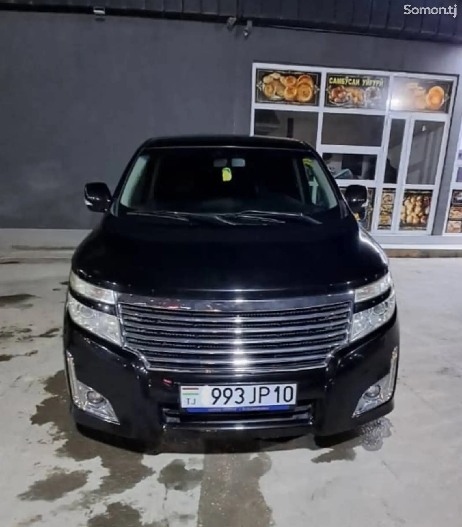 Nissan Elgrand, 2014-1