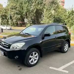 Toyota RAV 4, 2008