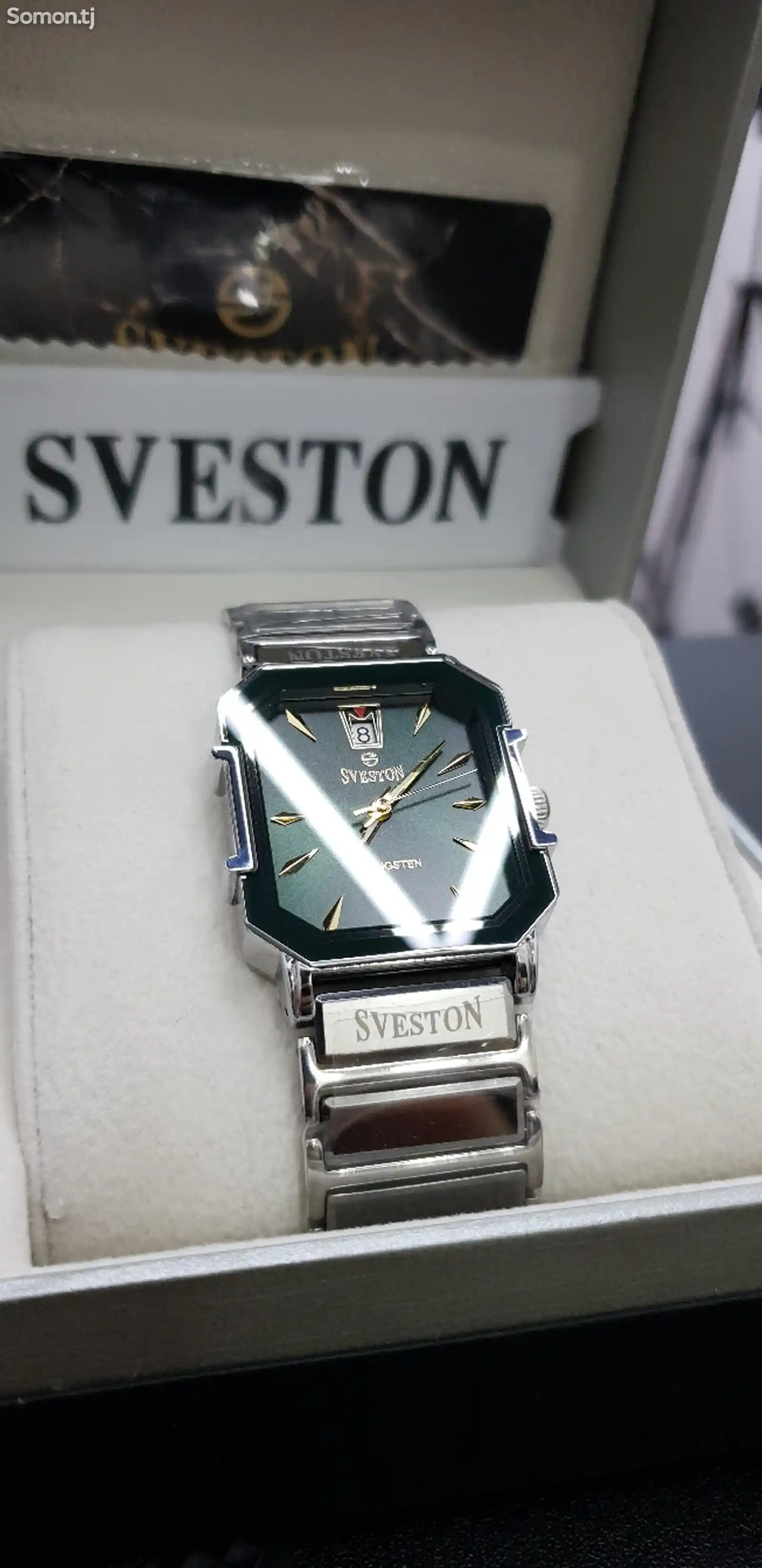Часы Sveston-1