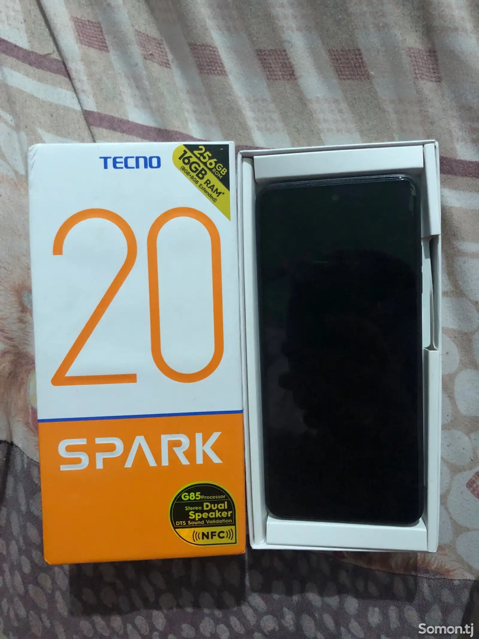 Телефон Tecno 20 Spark-1