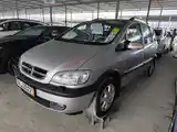 Opel Zafira, 2004-4