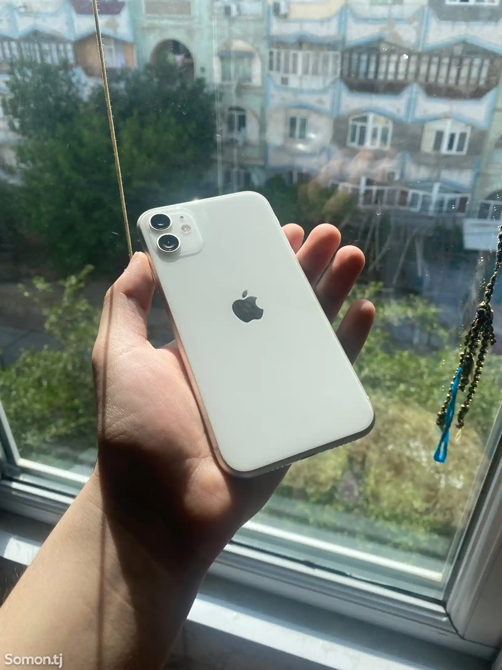 Apple iPhone 11, 64 gb, White-1