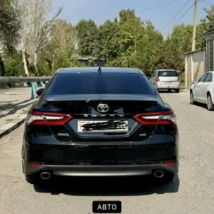 Toyota Camry, 2019