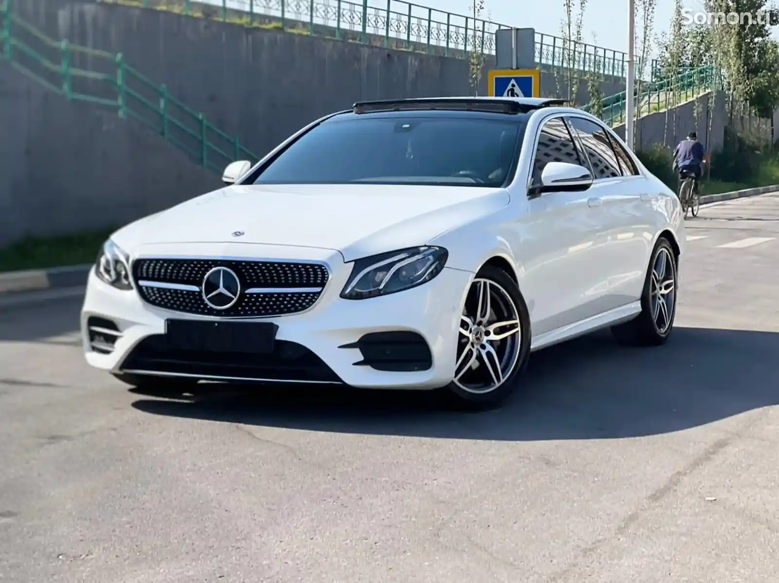 Mercedes-Benz E class, 2018-1