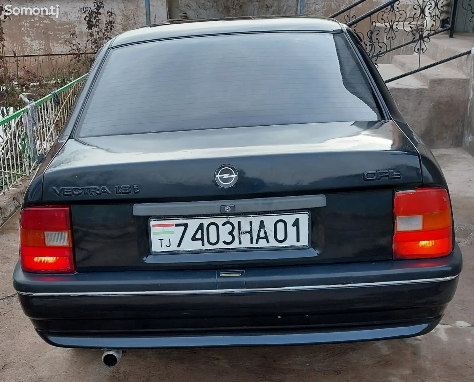 Opel Vectra A, 1990-1