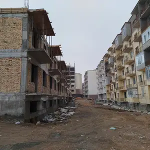 1-комн. квартира, 1 этаж, 42 м², 8мкр