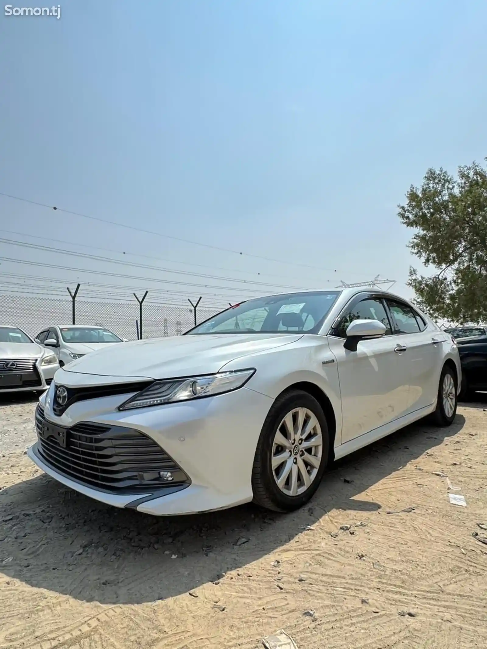 Toyota Camry, 2017-1