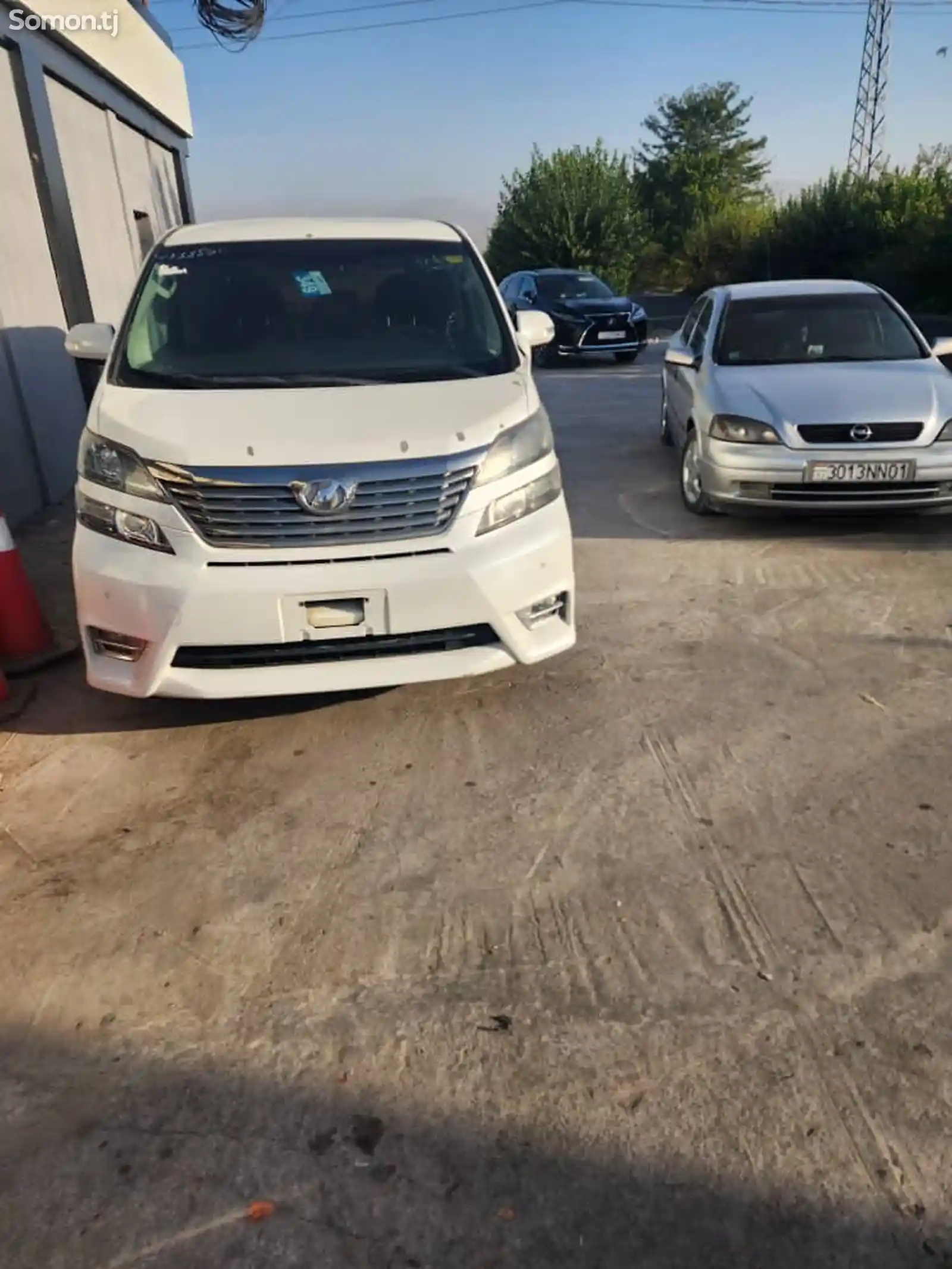 Toyota Vellfire, 2010-1