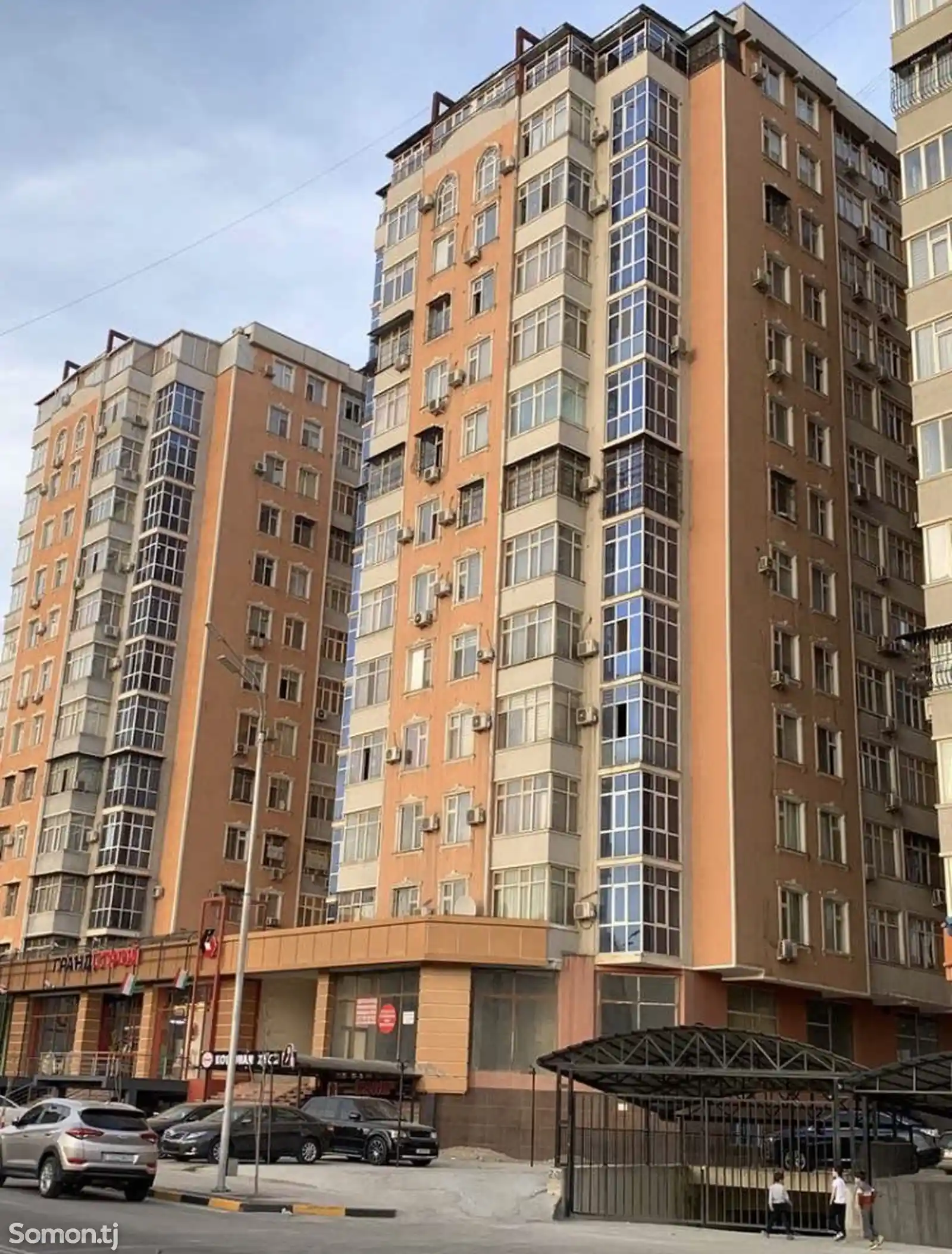 2-комн. квартира, 9 этаж, 50м², Шохмансур, Садбарг ,Екут 2000-1