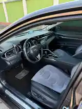 Toyota Camry, 2019-4