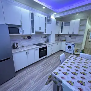 3-комн. квартира, 6 этаж, 72м², Сомони