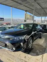 Toyota Camry, 2015-10