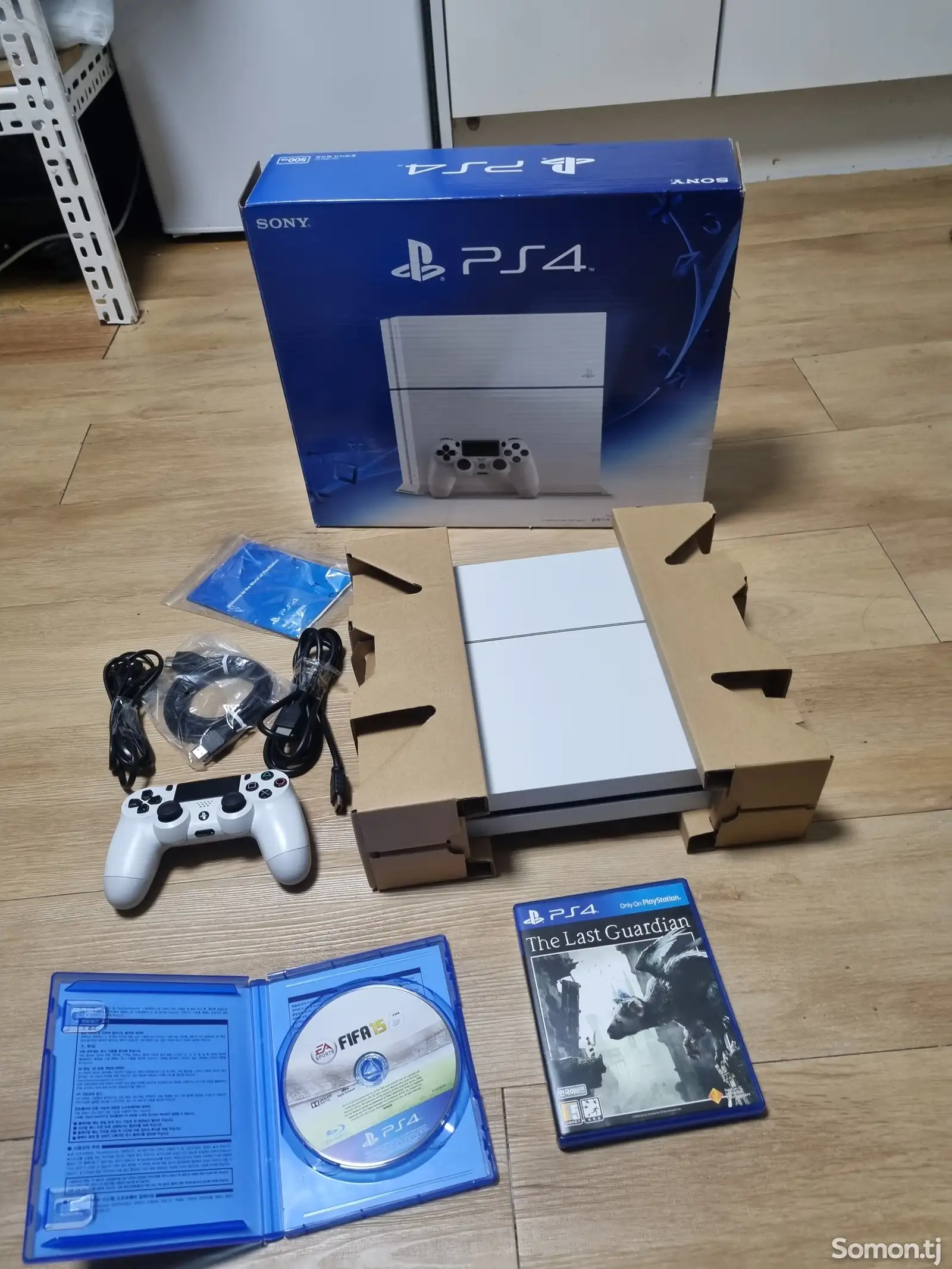 Игровая приставка Sony PlayStation 4-1