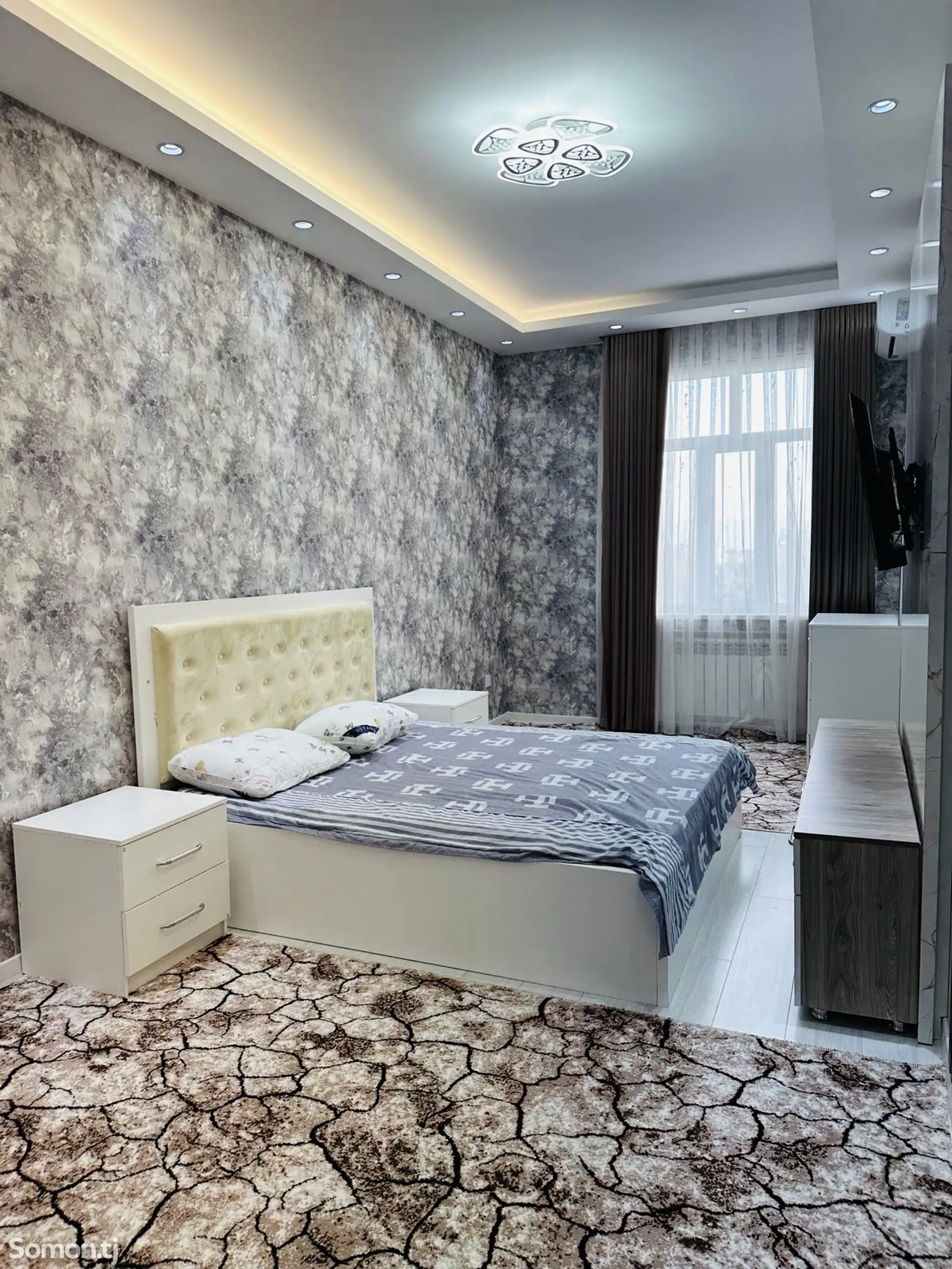 2-комн. квартира, 10 этаж, 56м², Сомони-1