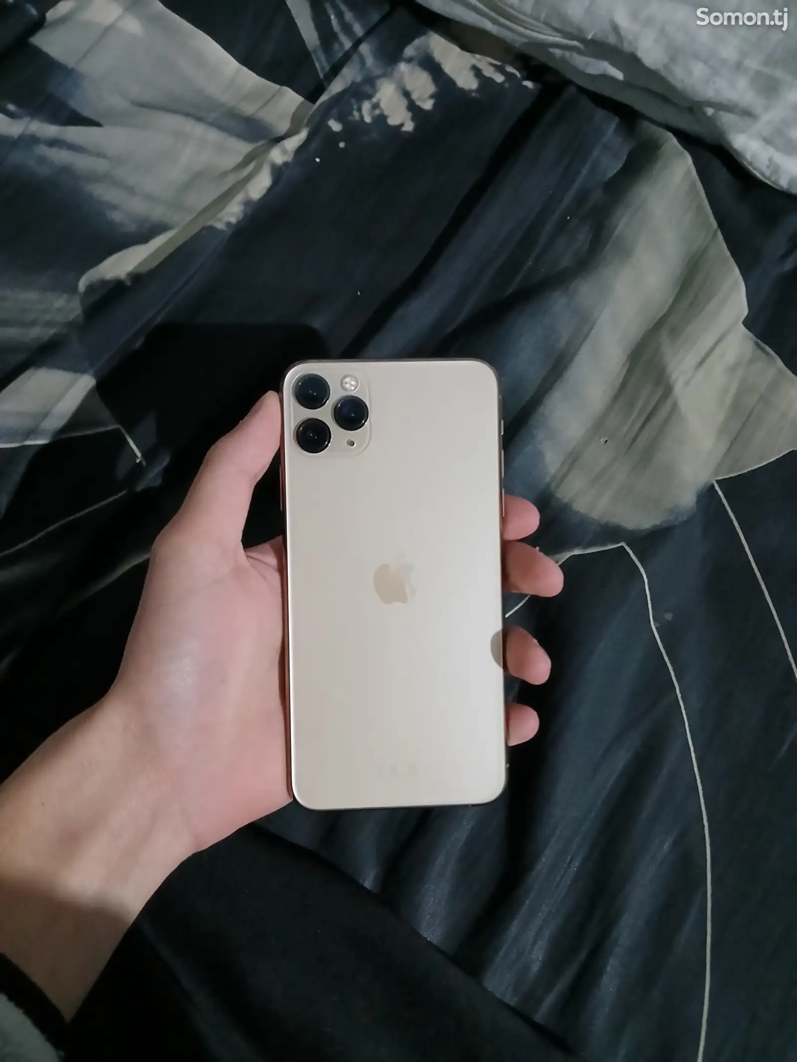 Apple iPhone 11 Pro Max, 64 gb, Gold-1