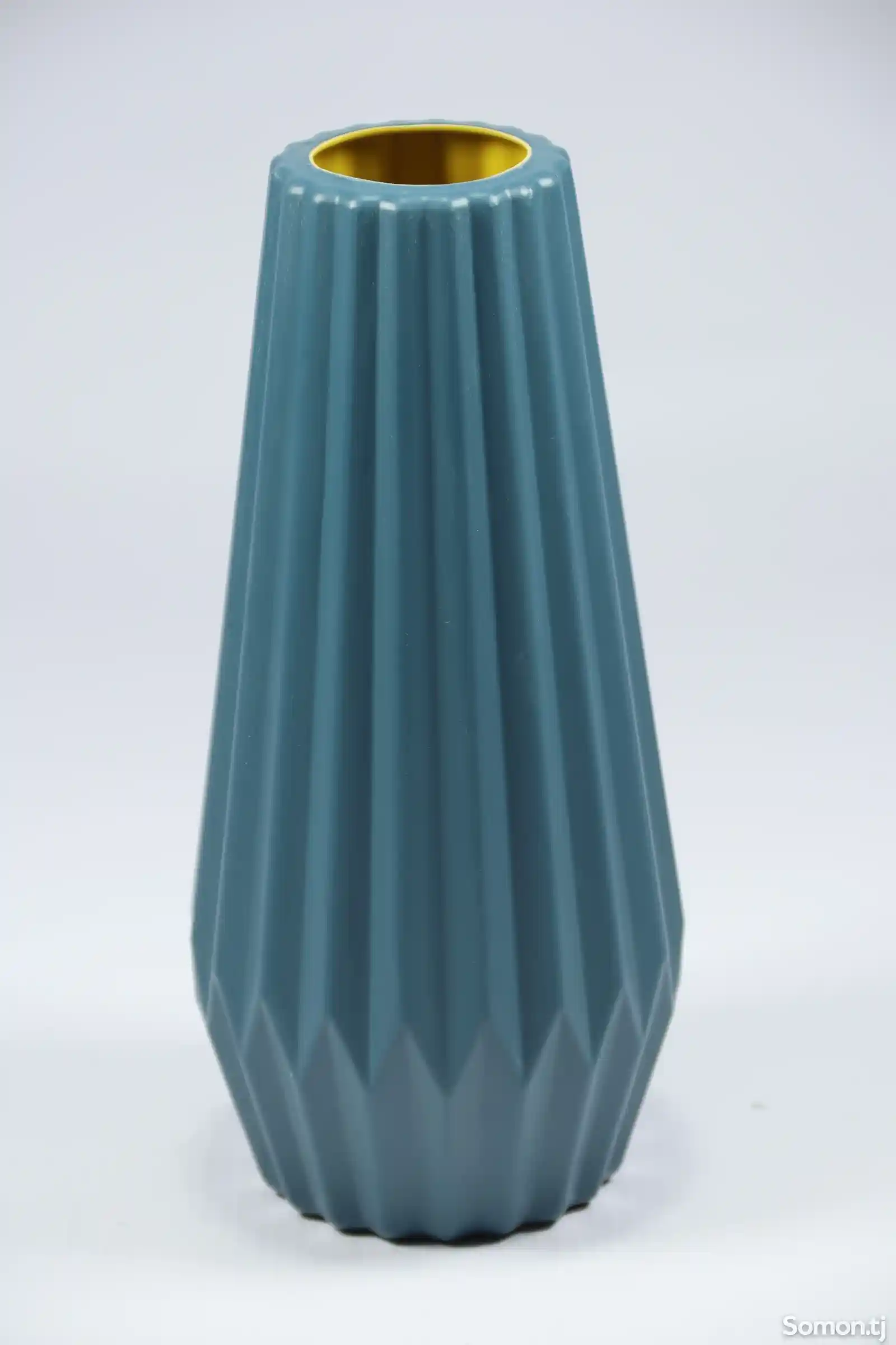 Пластиковая ваза для цветов Лампа 21см