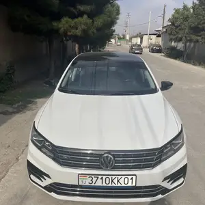 Volkswagen Passat, 2018