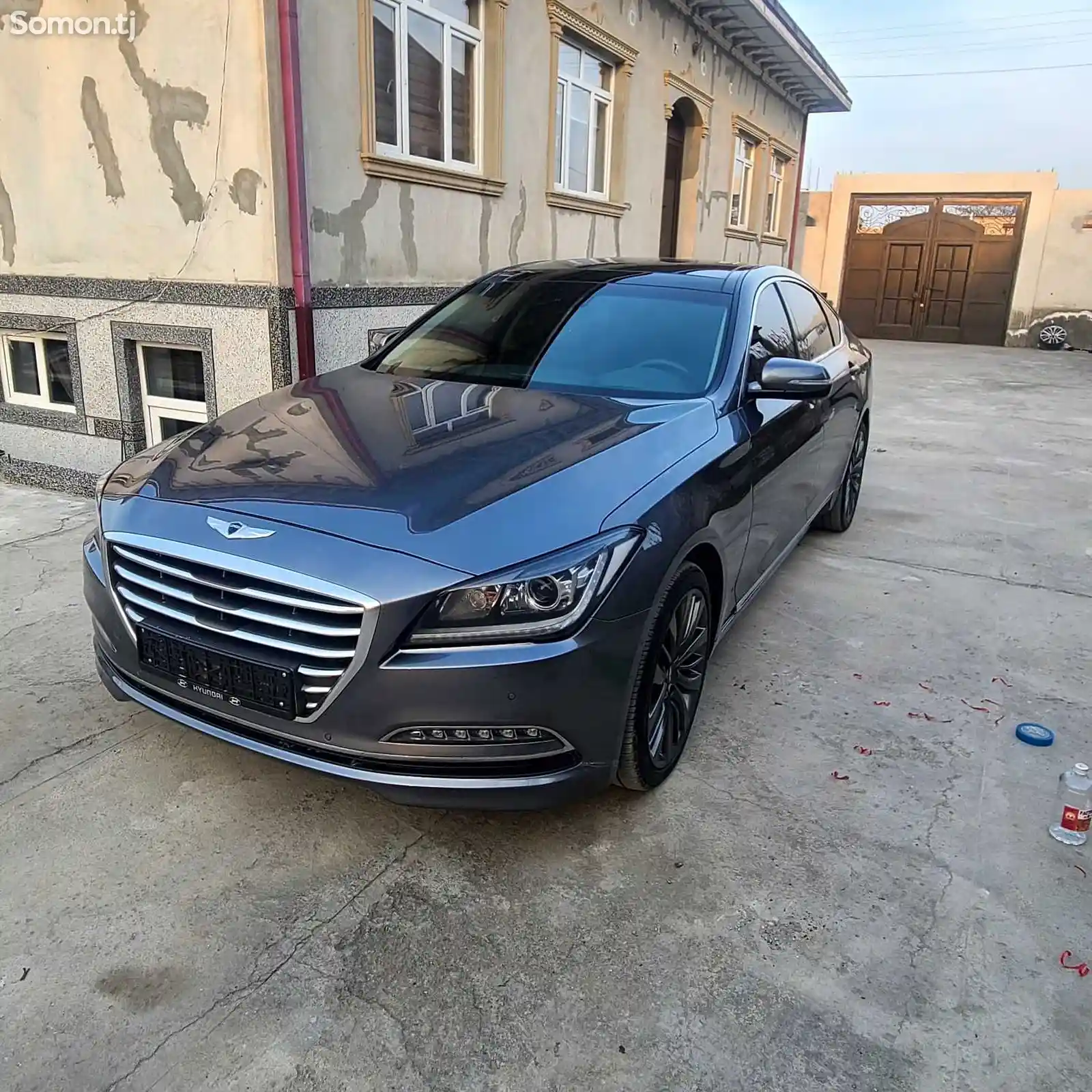 Hyundai Genesis, 2017-1