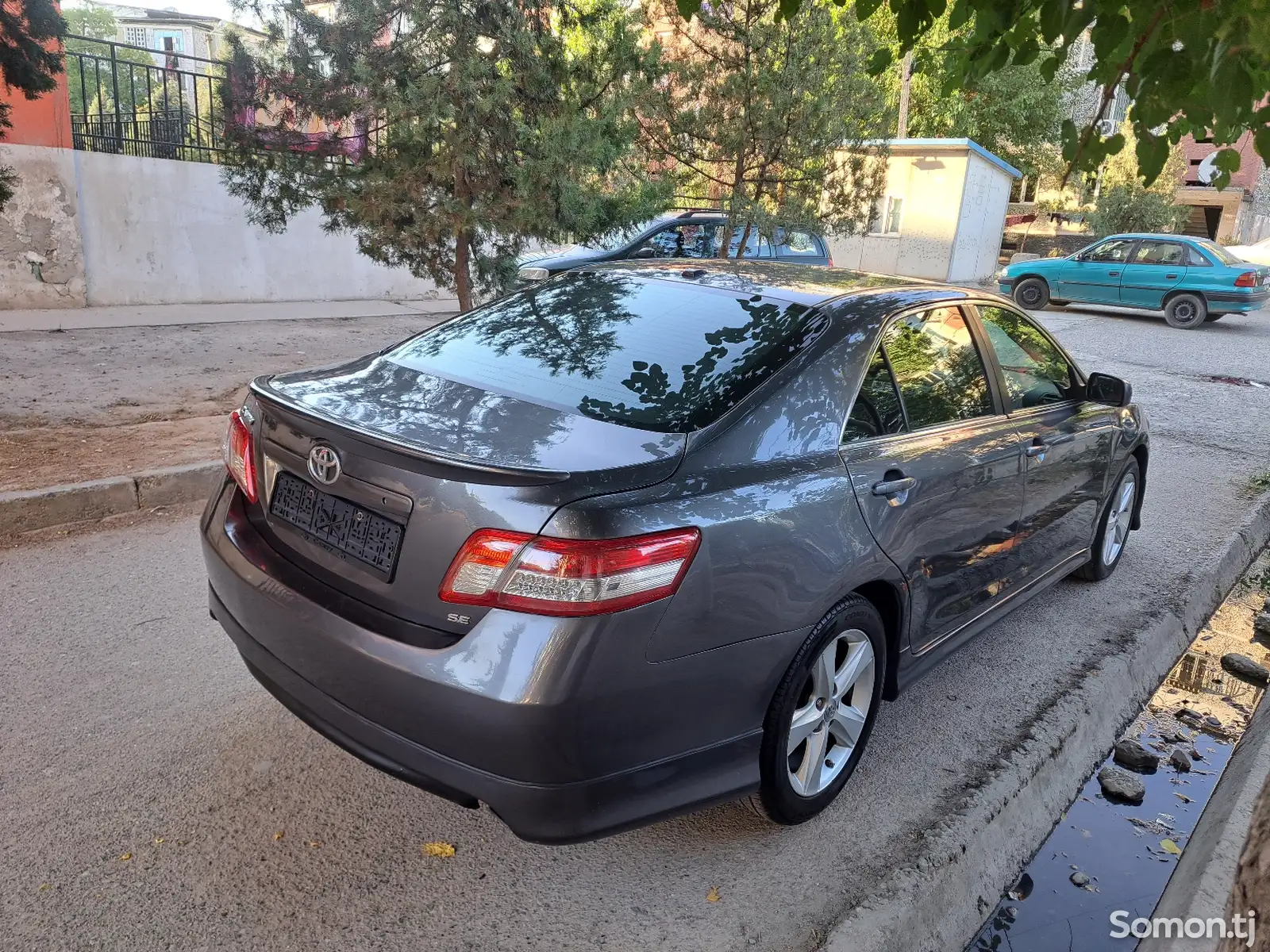 Toyota Camry, 2010-3