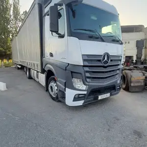 Бортовой грузовик Mercedes-Benz Actros, 2014