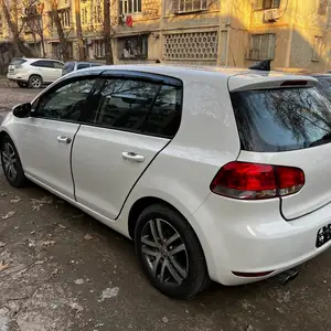 Volkswagen Golf, 2012