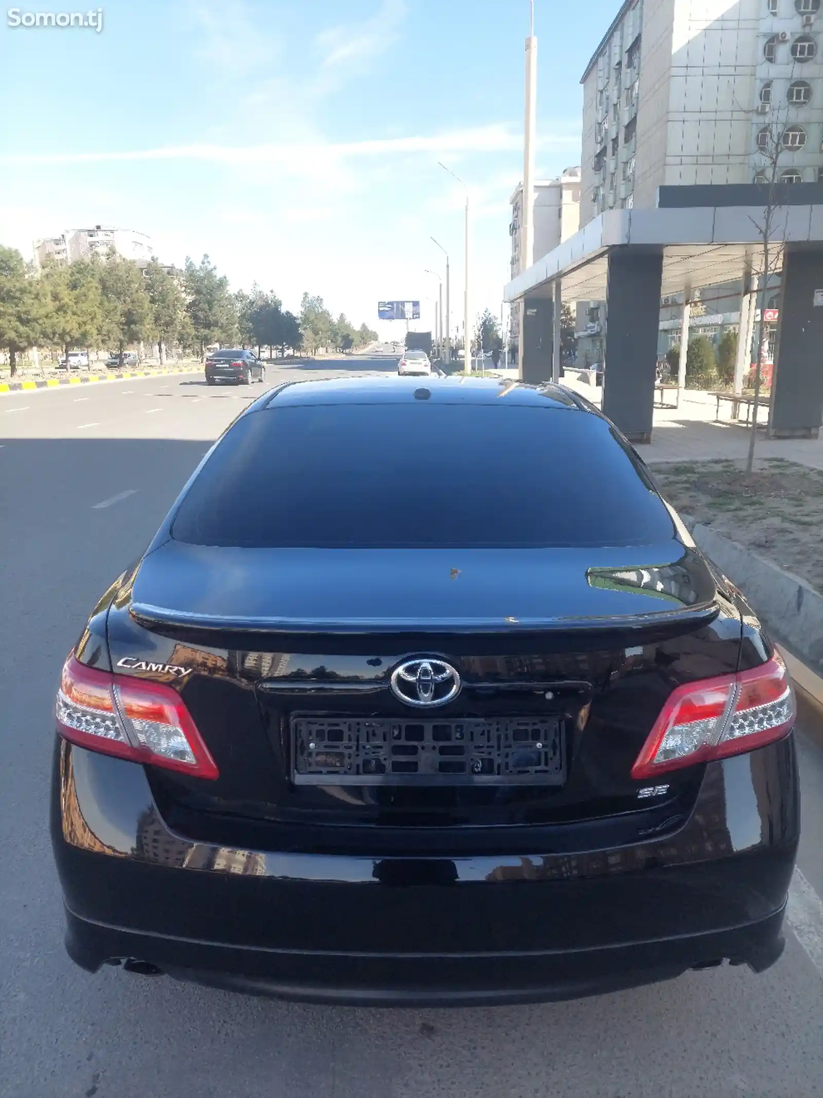 Toyota Camry, 2011-10