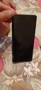 Samsung Galaxy s10+-4