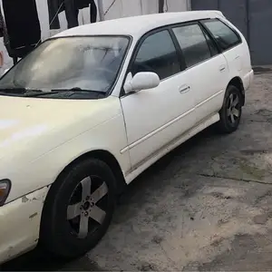 Toyota Corolla, 2000