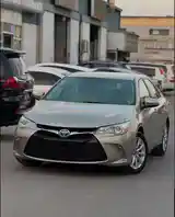 Toyota Camry, 2015-7