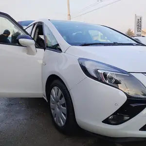 Opel Zafira, 2016