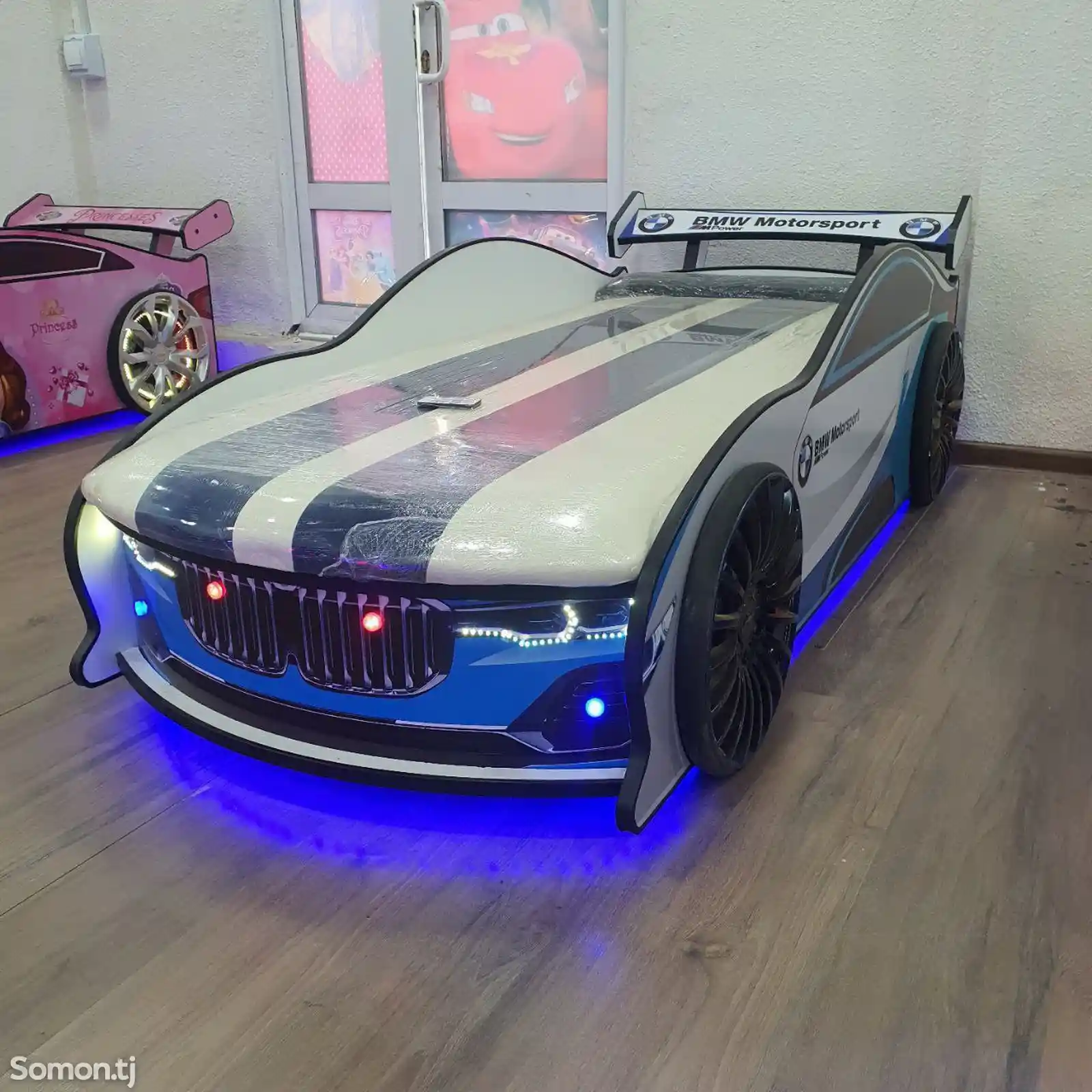 Детская кровать BMW-1