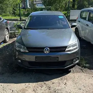 Volkswagen Jetta, 2015