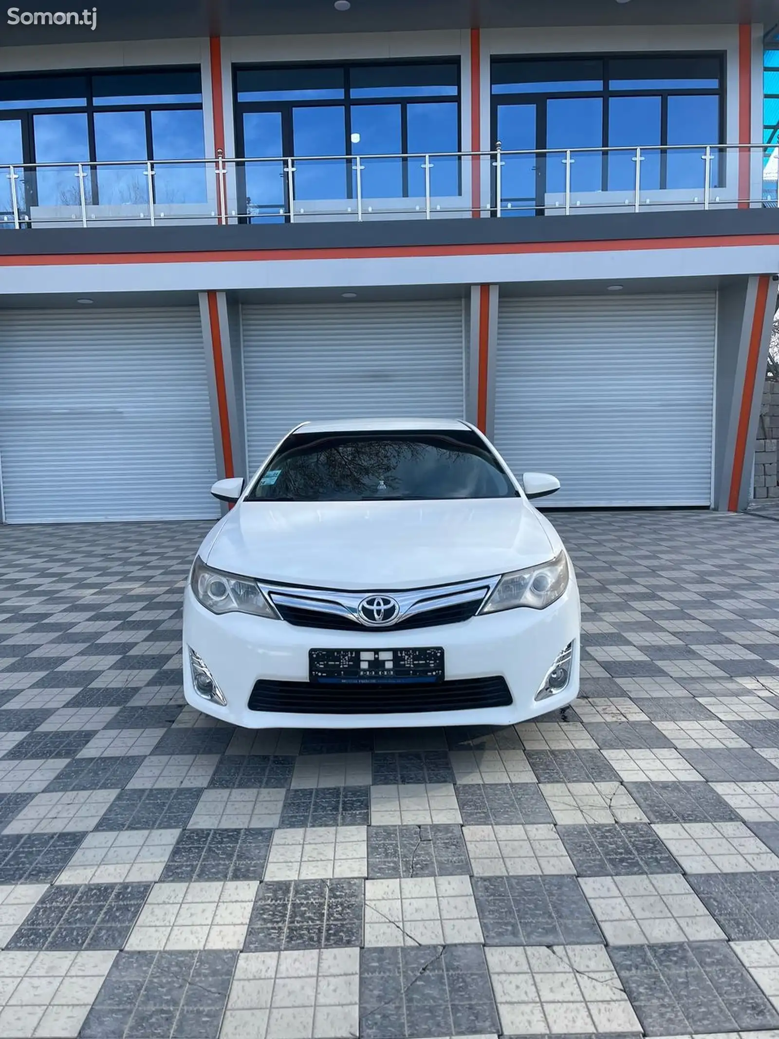 Toyota Camry, 2012-1