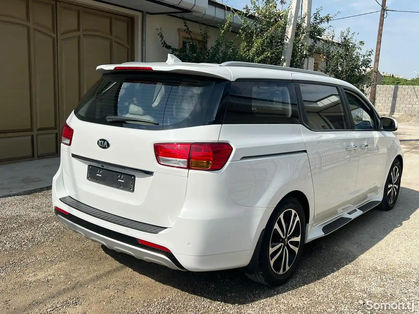 Kia Carnival, 2015-14