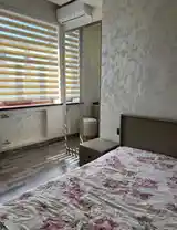 2-комн. квартира, 14 этаж, 60м², Исмоили Сомони-4