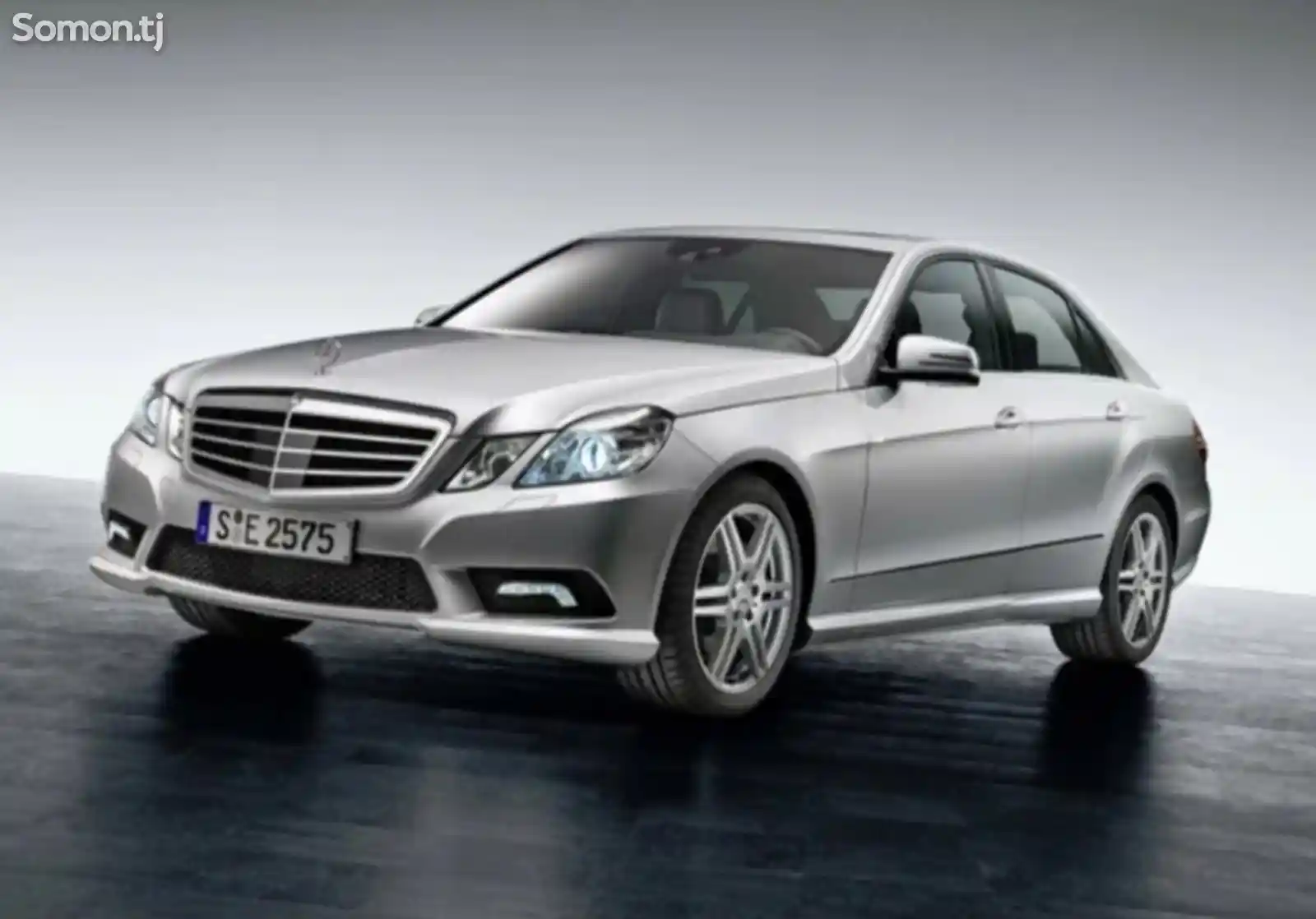 Лобовое стекло Mercedes Benz W212 2009