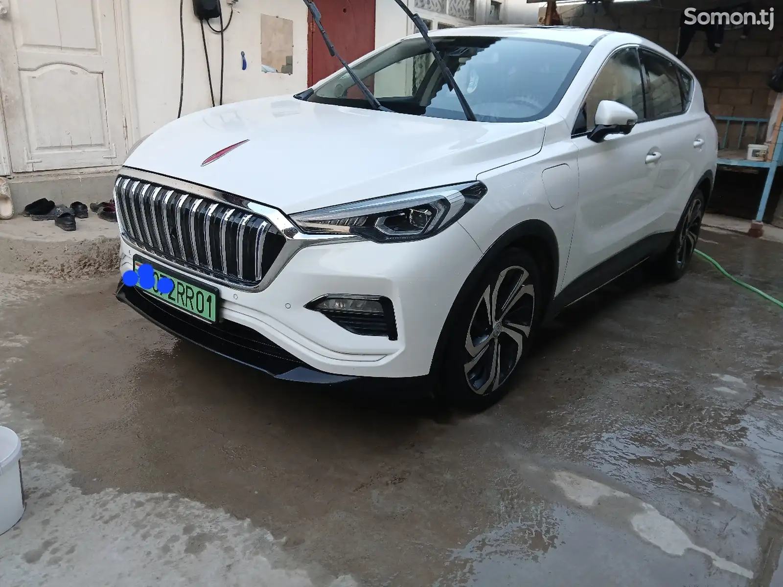 Hongqi E-HS3, 2019-1