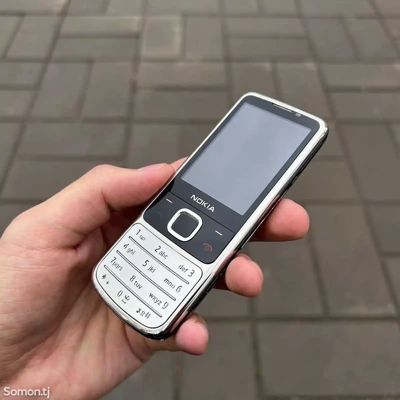 Nokia 6700-3