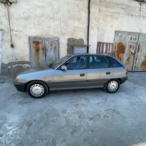 Opel Astra F, 1992