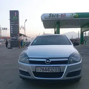 Opel Astra H, 2004