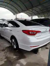 Hyundai Sonata, 2015-5