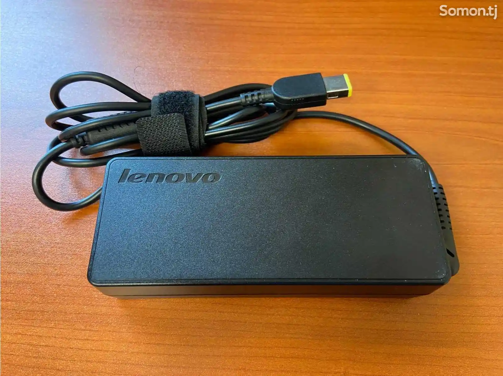 Блок питания Lenovo-1