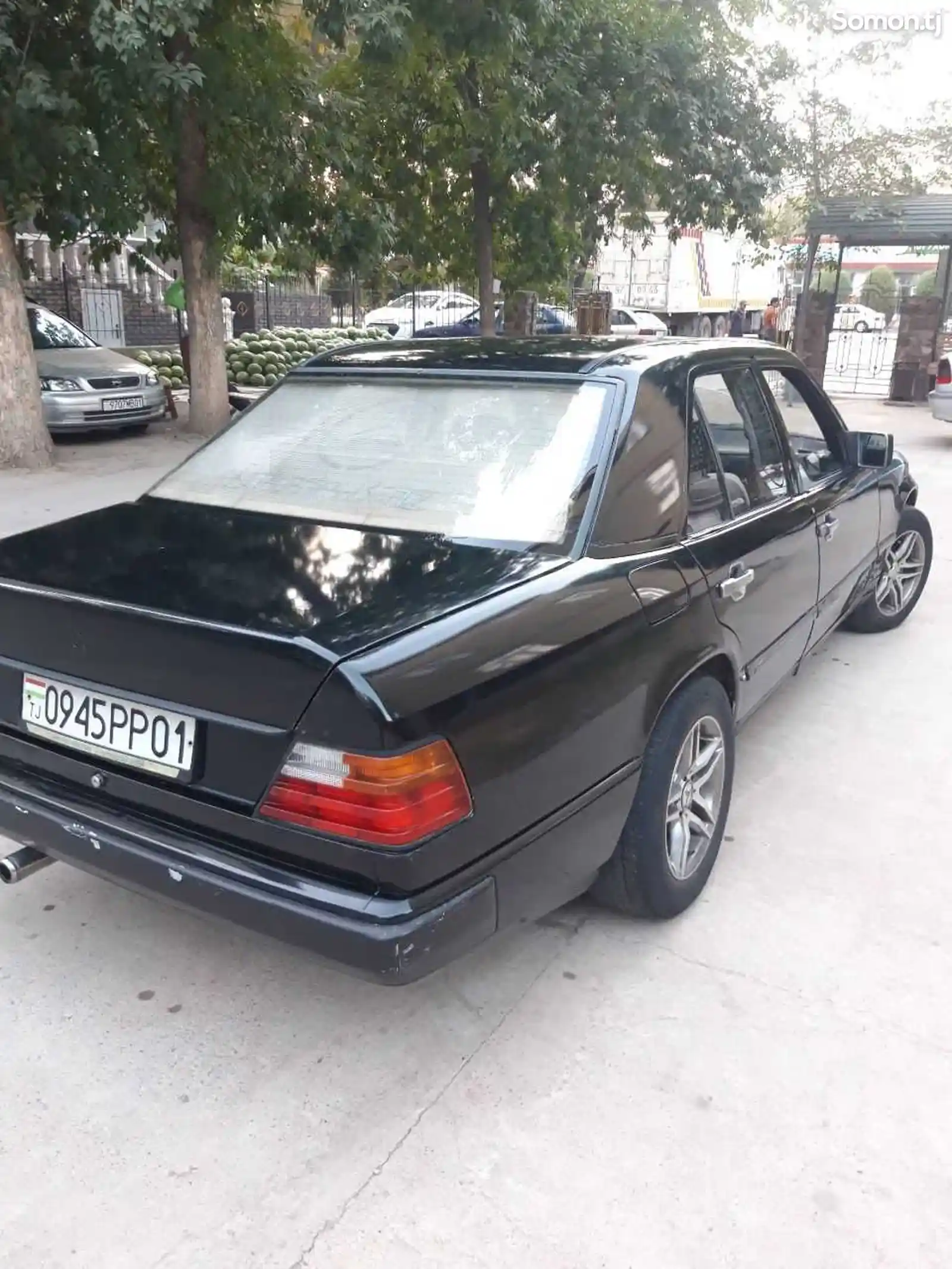 Mercedes-Benz E class, 1988-2