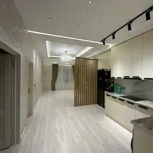 2-комн. квартира, 7 этаж, 85м², Исмоили Сомони, Дом печати