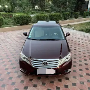 Toyota Avalon, 2011