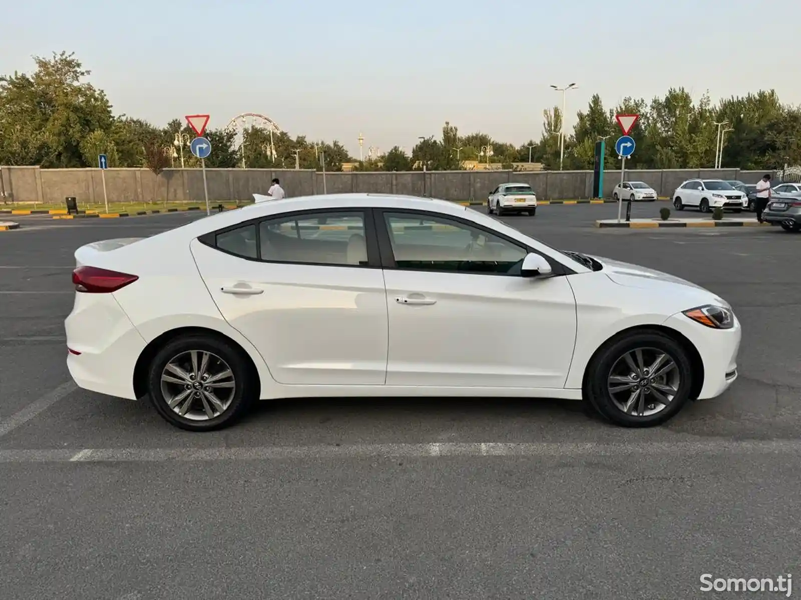 Hyundai Elantra, 2018-9