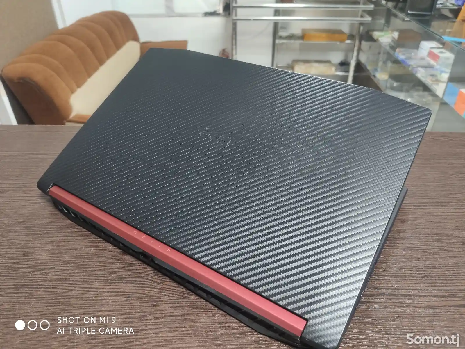 Ноутбук Acer Nitro Ryzen 5 Radeon RX560 4GB 256GB SSD-5