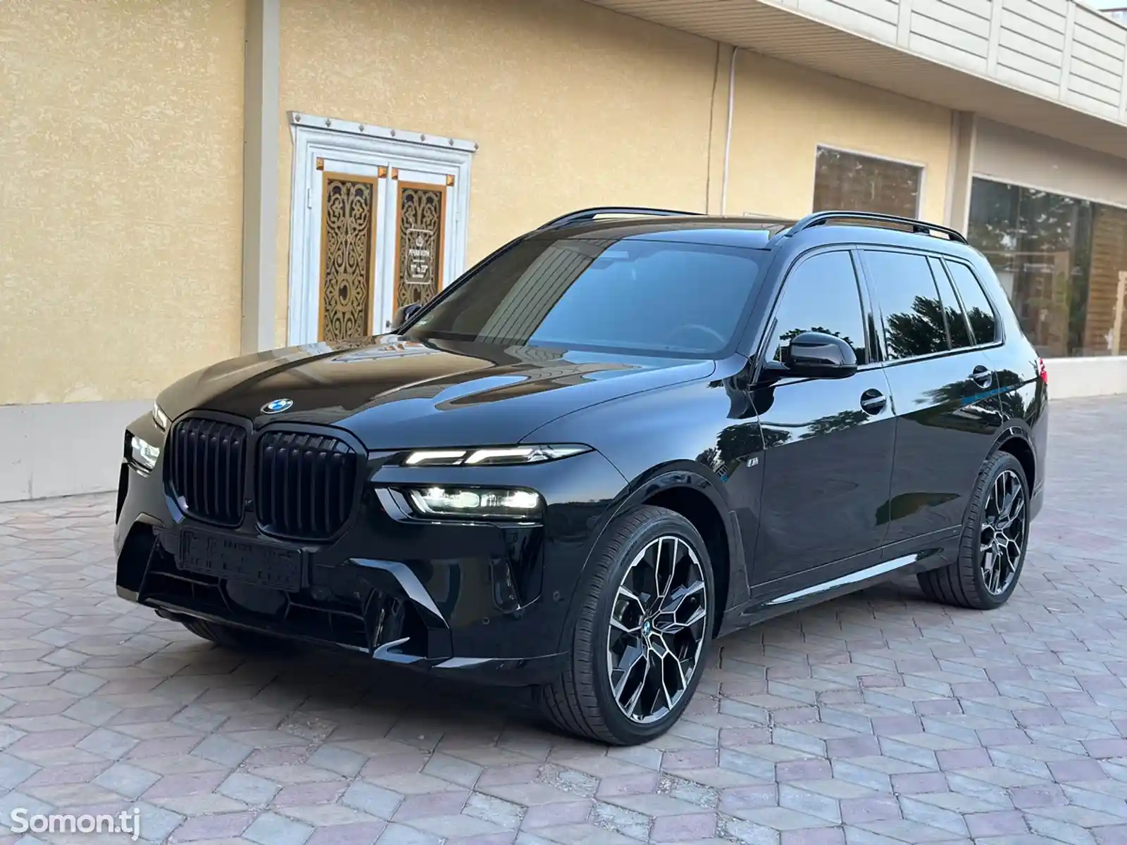 BMW X7, 2023-2