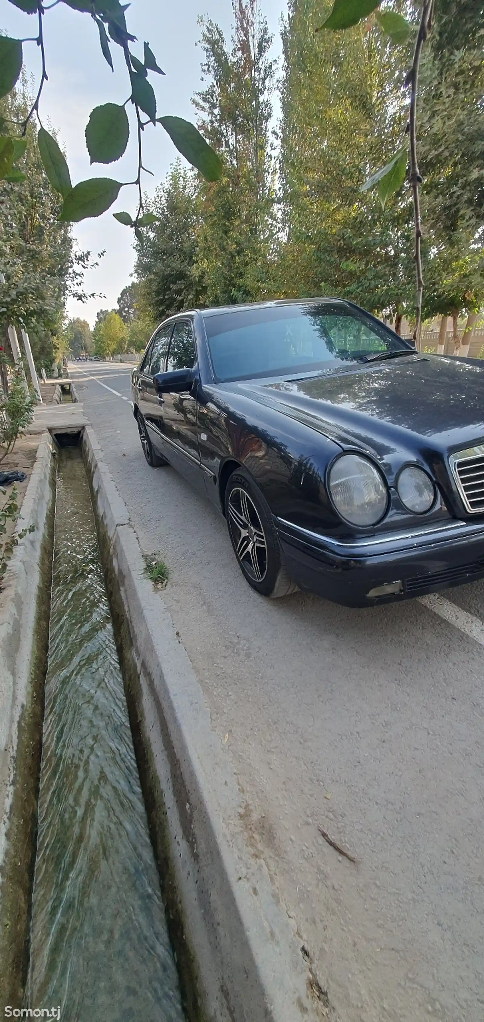 Mercedes-Benz E class, 1997-8