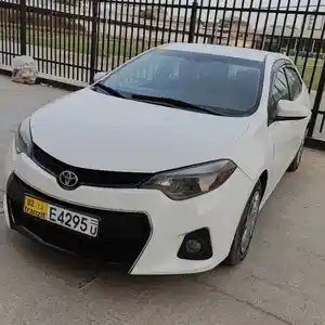 Toyota Corolla, 2014